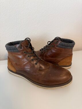 Crevo Brown Distressed Leather Chukka Boots with Gray Knit Collar Size 11